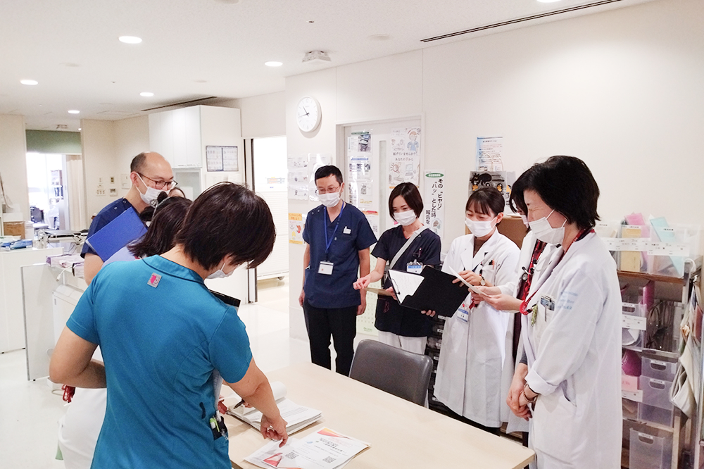 メンバーでのミーティング